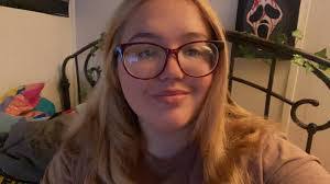 Ginger Huff's Instagram, Twitter & Facebook