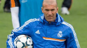 كارلوس وفي رسالة بالفيديو موجهة لرئيس الفريق الناصري، تحدث عن عمله مع أعضاء من الفريق بصفته وكيلا للاعب إنزو. Ù‡Ù„ Ø²ÙŠÙ† Ø§Ù„Ø¯ÙŠÙ† Ø²ÙŠØ¯Ø§Ù† Ù…Ø³Ù„Ù… Tacteec