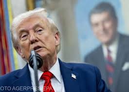 Flori, fetița crescută cu pufuleți și ceai și-a aflat povestea. Cum arată  acum, la 12 ani: A început să plângă când s-a văzut. A trebuit să îi  spunem...