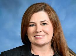 Fran Robustelli Hired As City Manager