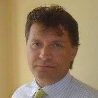 PIZZA FARINATA FOCACCIA al taglio e da asporto MARINA DI CARRARA Contatti  0585 632711 +39 339 127 9968 Anche WhatsApp