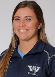 Laina Walker's Instagram, Twitter & Facebook