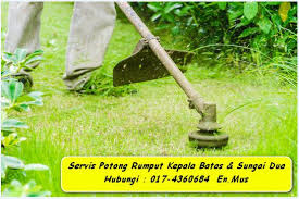 Kerja memotong rumput di sekitar kawasan kilang dan premis perniagaan. Servis Potong Rumput Kepala Batas Kertaspaper Com