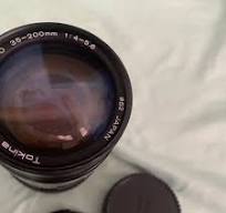 TOKINA AF SD 35-200 LENS