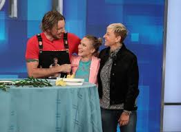 Kristen anne bell (born 1980) is an american actress and singer. Dax Shepard Kristen Bell Make Each Other Cry On Ellen