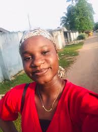 writingchallenge #JAW #CONTANT005 #Day4 𝑆𝐻𝐴𝑅𝐸 𝑆𝑂𝑀𝐸𝑇𝐻𝐼𝑁𝐺  𝑌𝑂𝑈 𝑆𝑇𝑅𝑈𝐺𝐺𝐿𝐼𝑁𝐺 𝑊𝐼𝑇𝐻 While growing up I usually find it  difficult to spell some words, spellings was a big deal for me then. The  best part