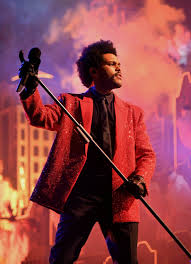 Abel makkonen tesfaye, professionally known as 'the weeknd' is a canadian singer born in toronto. The Weeknd Performte Beim Super Bowl 2021 In Givenchy So Kam Es Zu Dem Roten Anzug Vogue Germany