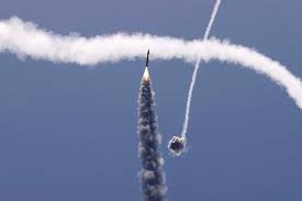 Air raid sirens wail as iron dome defence system intercepts rockets. Tjbrlzy23jtodm