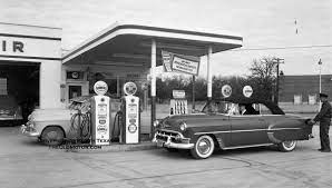 The Old Motor Old Car Photos Old Cars For Sale Classic Cars For Sale Antique Cars For Sale Page 35 Old Gas Stations Loves Gas Station Old Gas Pumps