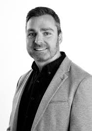 Chris Kerwin's Instagram, Twitter & Facebook