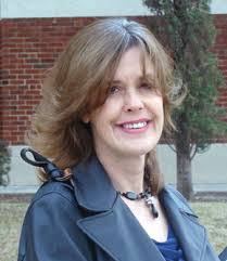 Holly Teel's Instagram, Twitter & Facebook