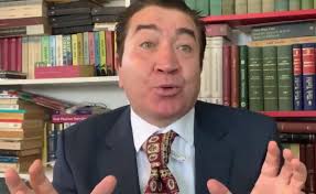 Turgay yıldız 2019 yılında kurucusu ve ortağı olduğu ankara komedi sahnesi'nden ayrılmıştır. Tiyatrocu Turgay Yildiz Hayatini Kaybetti