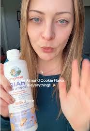 Cassandra Almond's Instagram, Twitter & Facebook