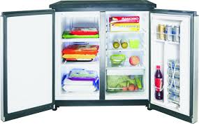Mini fridges are dorm room, office cubicle, and man cave staples. Amazon Com Igloo Fr551 5 5 Cubic Feet Side By Side 2 Door Refrigerator Freezer Stainless Steel Kitchen Refrigerator Freezer Mini Fridge Glass Refrigerator