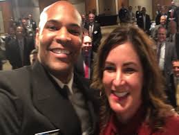Kelly Everett Scores Selfie with US Surgeon General |
