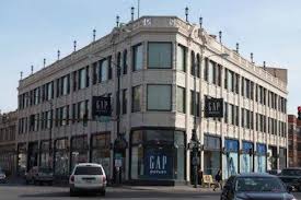 The Former Goldblatt S Building In Logan Square Will Soon Include Several New Retail Outlets In A Push To Revita Chicago Pictures Chicago Architecture Building