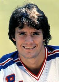 Player photos for the 1990-91 Malmo IF at hockeydb.com