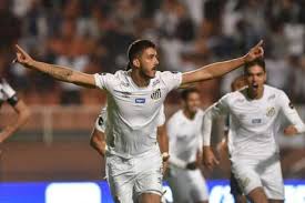 Santos futebol clube, 1912 yılında brezilya'nın santos kentinde kurulmuş bir futbol kulübüdür. Gustavo Henrique Diz Que Renovacao Com Santos Esta Encaminhada