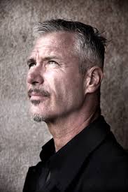 His career began at the maastricht drama academy. Eric Corton Neemt In Carre Afscheid Van Theatersolo Ma Foto Ad Nl