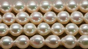 The larger the pearl, the more it is worth. Pearl Quality Factors