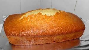 Delicieux Cake Au Yaourt Doux Et Moelleux Tonmag Recette En 2020 Recette Cuisine Facile Recettes De Cuisine Cake Au Yaourt