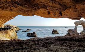 9 Cool Sea Caves In Southern California