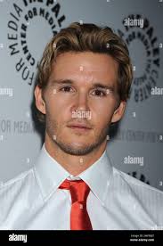 Dog tv television hi-res stock photography and images