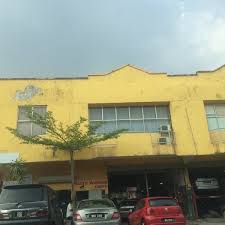 Rezervasyon yapacak etkinliklerin yanı sıra, kawasan perindustrian seri kembangan şehrini en iyi bilen bölge sakinlerinin ipuçlarını ve önerilerini keşfedin. Taman Perindustrian Bukit Serdang Building In Seri Kembangan