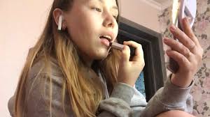 скачать песню вся такая в платье но не для меня Slipi Uvedu Tvoego Parnya Budto Ya Voenkomat Mp3 Skachat Muzyku Besplatno 2020