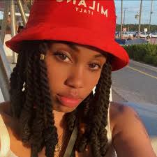 Kat Marie (@thakatisgolden) • Facebook