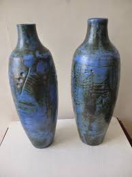 Paire De Vases En Ceramique De Jacques Blin 1920 1995 Oiseaux Fantastiques Vase En Ceramique Vases Ceramique
