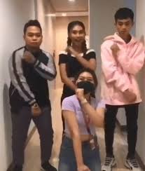 Lagu ini awalnya viral lantaran lisa blackpink memperagakan dance crab menggunakan lagu satu ini. Asal Usul Lagu Ampun Bang Jago Viral Di Tiktok Hingga Terkenal Di Myanmar Indozone Id