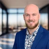 Jeffrey Hixenbaugh's Instagram, Twitter & Facebook