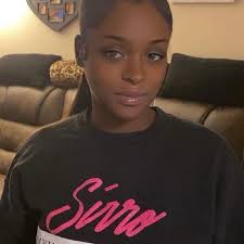 I asked them to put one white suit for Sylus & they listened (not all my  demands might they add later but still the shirt as white is my favourite  colour) 😭❤️