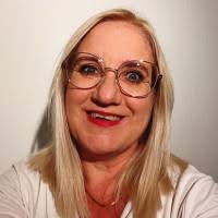 1200+ Profile mit dem Suchbegriff „Angela (angie)“