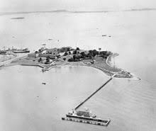 Ein langjähriger bewohner der region boston hat es endlich geschafft, castle island an einem schönen letzten herbsttag zu sehen. Castle Island Massachusetts Wikipedia