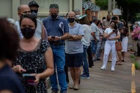 The rosettes are up to 4 inches (10 cm) in diameter. Mass Vaccination In Serrana Sp Sparks Registration Queues And Heats Up The Real Estate Market 12 02 2021 Science And Health Folha