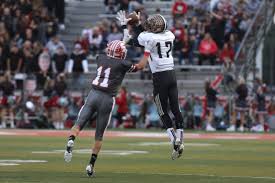 Sheridan runs past River View