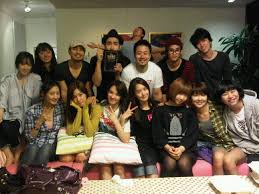 Kpop Idols Reading The Bible Siwon Choi Hyoyeon Yoona Sooyoung Tiffany Taecyeon Minzy Siwon Kim Soo Hyun Taecyeon