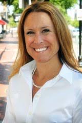 Deanna Beckwith's Instagram, Twitter & Facebook