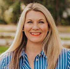 Kerri Culp's Instagram, Twitter & Facebook