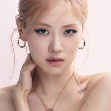 Tiffany & Co. Unveils Tiffany Lock ROSÉ Edition, a New Capsule Collection  Inspired by Global Superstar and House Ambassador ROSÉ