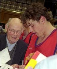 Grandfather's Example Benefits Knicks' David Lee and a Community