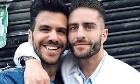 Pelayo Díaz se separa de Andy McDougall después de tres años casados