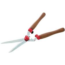 Wolfgarten Woodenhandled Hedge Shears Model Hstl Check Out The Image By Visiting The Gardening Link Hedge Shears Hedges Shears