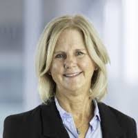 Kim Wellman's Instagram, Twitter & Facebook