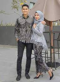 Baju kemeja couple ukuran besar. 20 Inspirasi Baju Couple Muslim Yang Serasi Abis Hai Gadis
