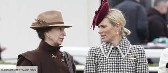The queen's granddaughter zara and husband, former england rugby player, mike. Zara Phillips His Secret Half Sister Stephanie Phillips Is Engaged