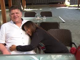 Luxy capi seins nue Nhésitez pas à aller vous abonner aux