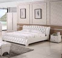 Classic White Leather Upholstered deep Button Italian King ...